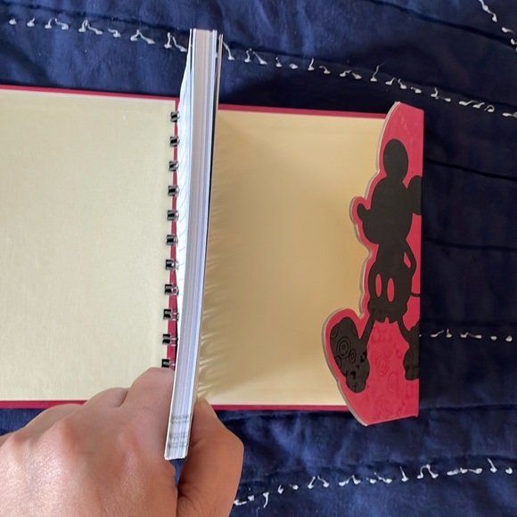 Mickey Autograph Mini Notebook - Red - Picture 9 of 15